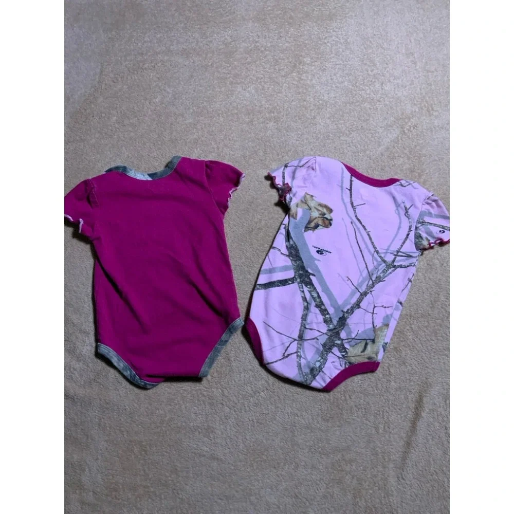Baby Girls Mossy Oak 2pc Set Sz 6-9 Months Bodysuit Pink Camo Hearts‎ Hug Outfit